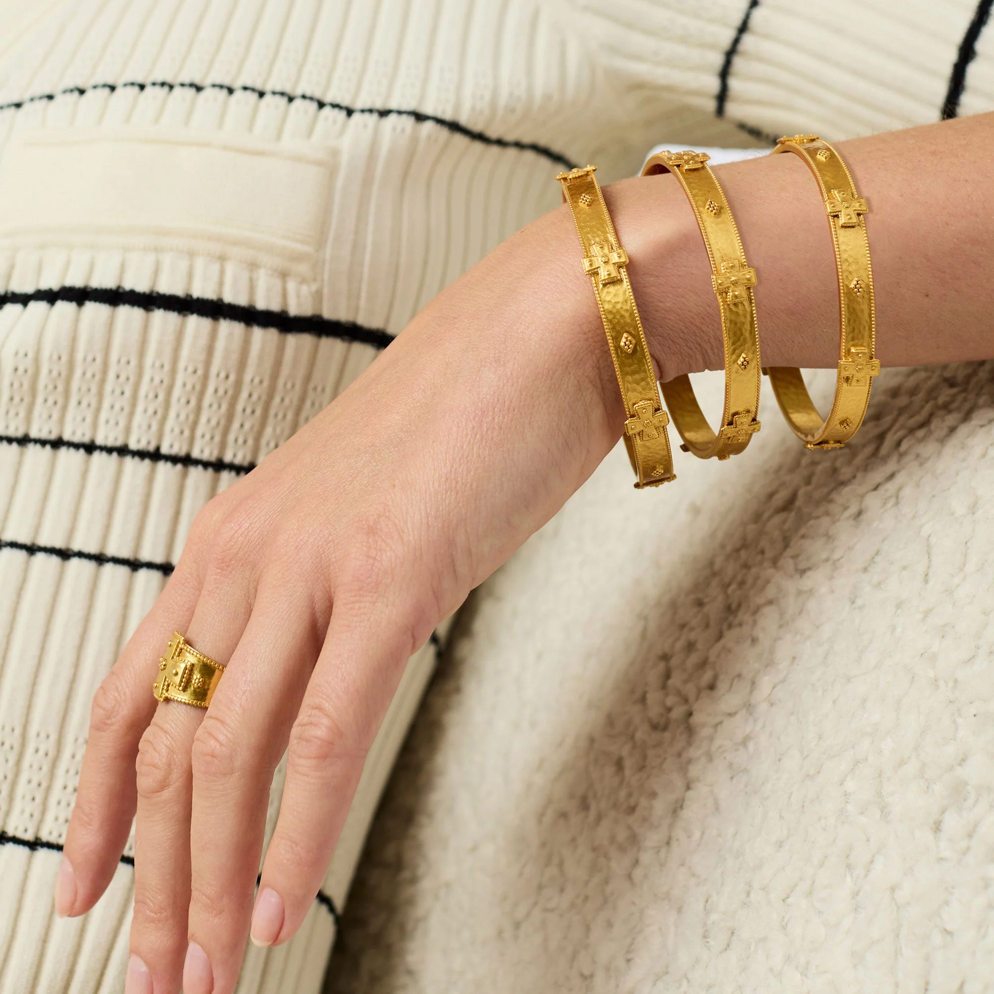 Canterbury Bangle - Image 4