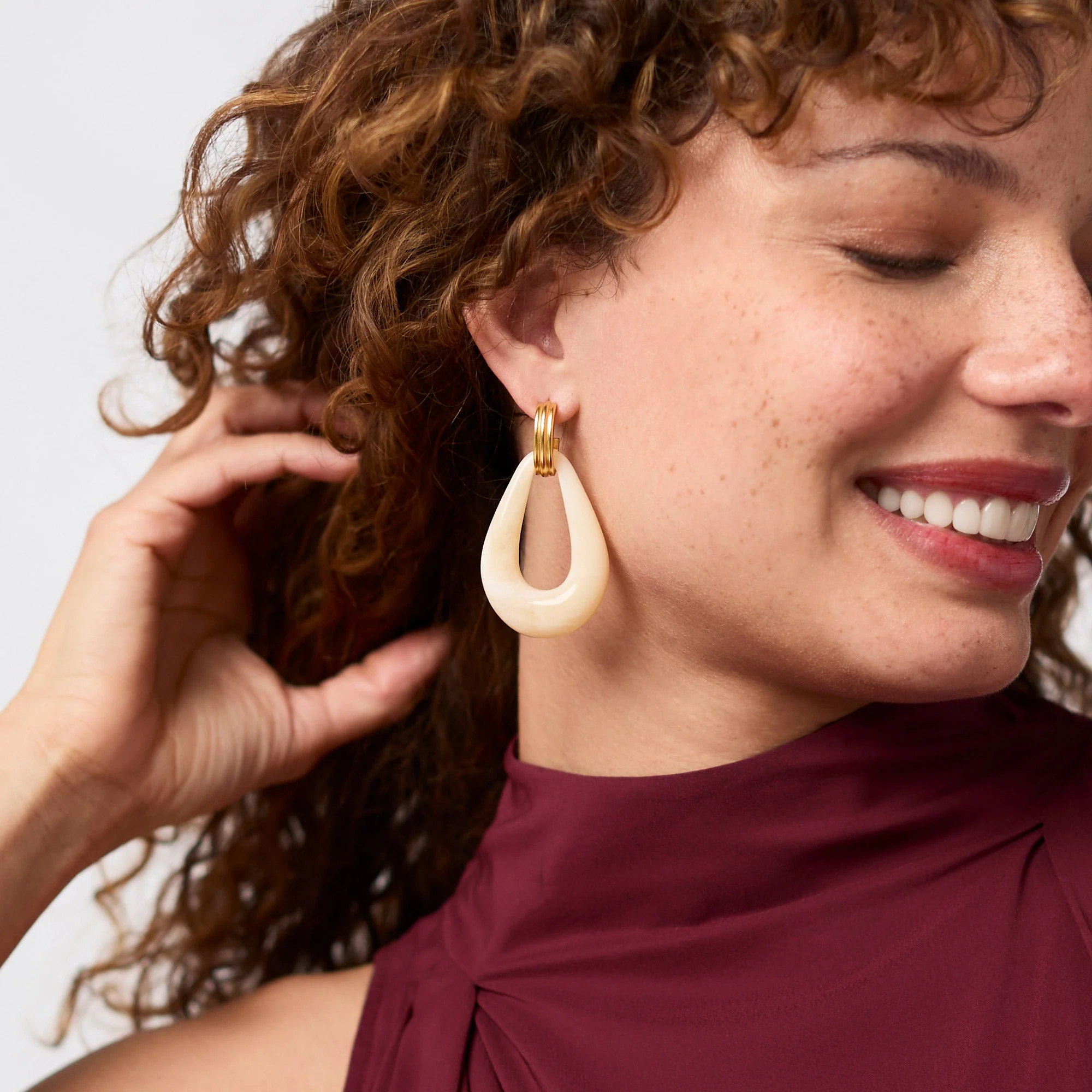 Carnaby Doorknocker Earring - Image 4