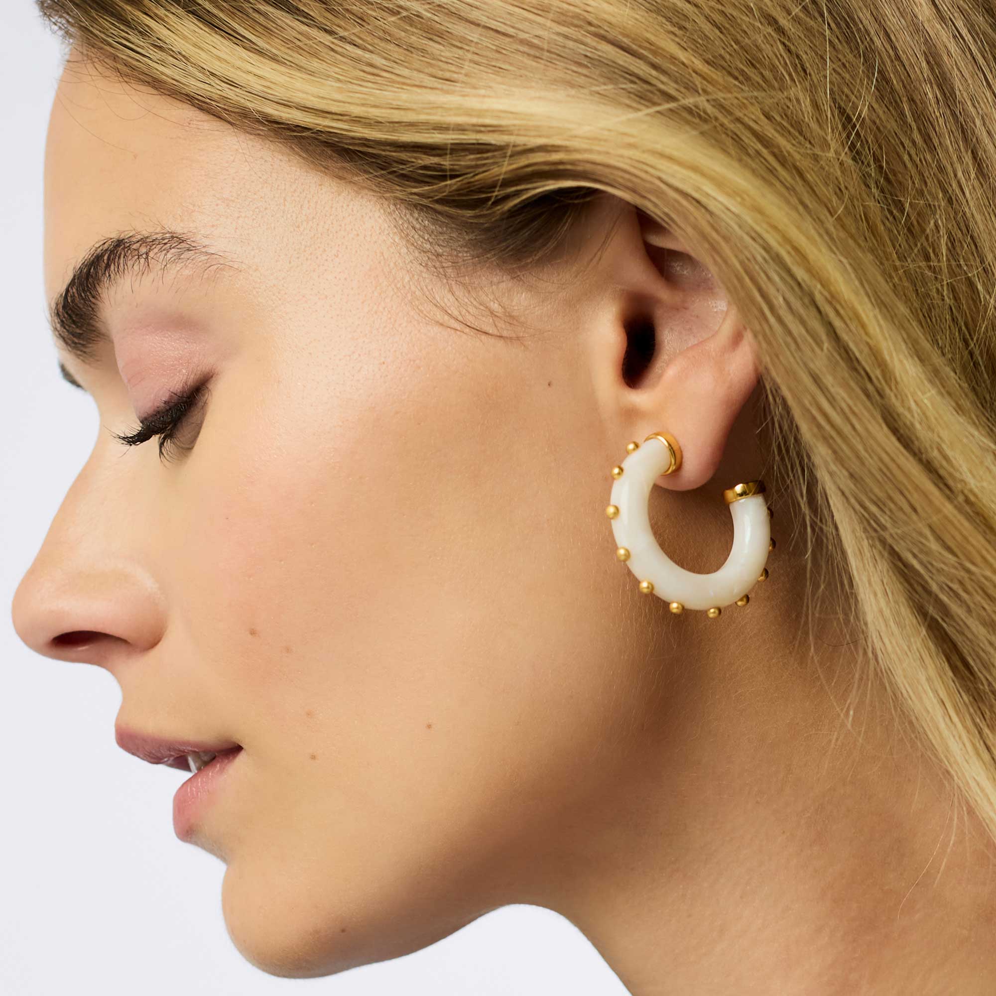 Colette Hoop - Image 4