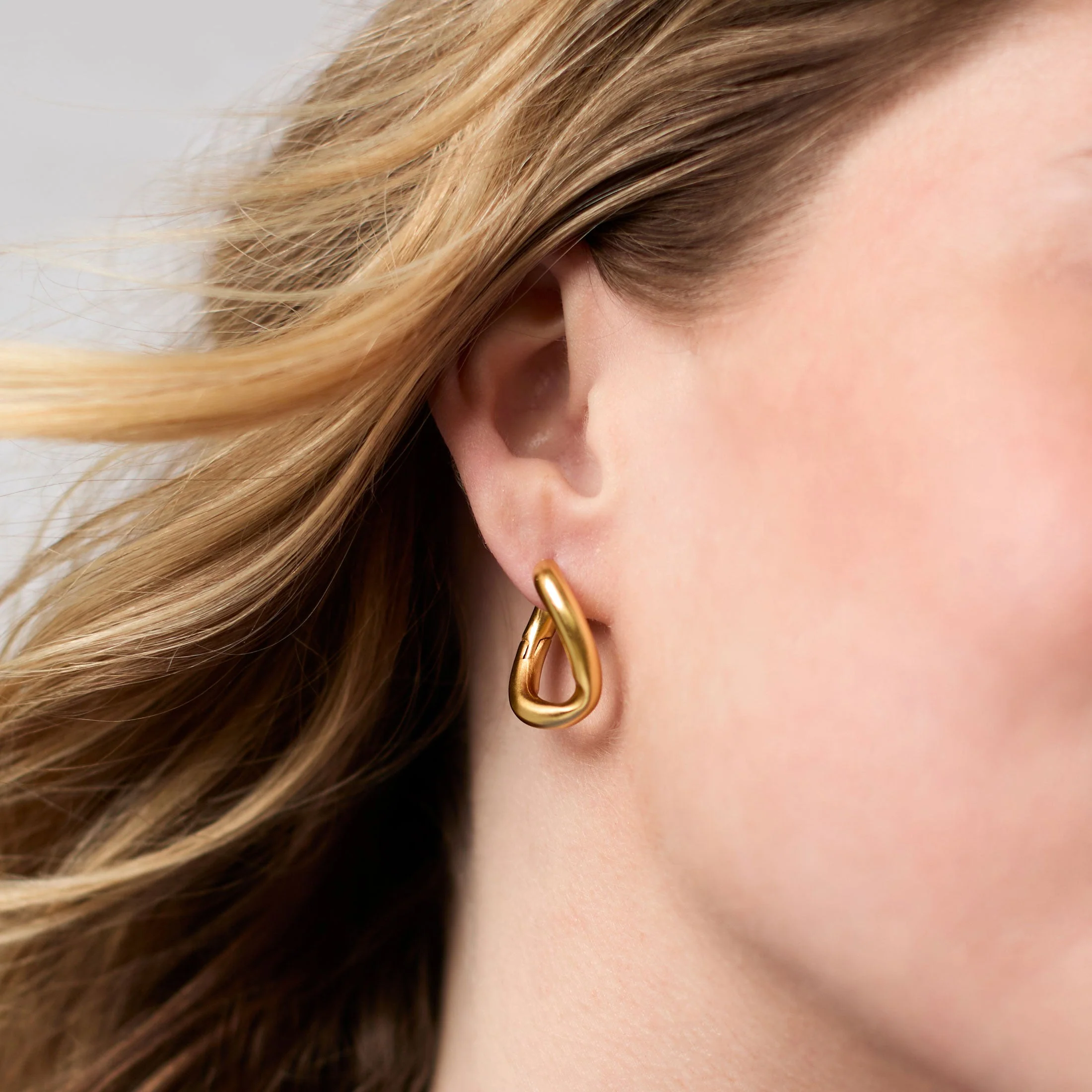 Dolce 2-in-1 Earring - Image 4