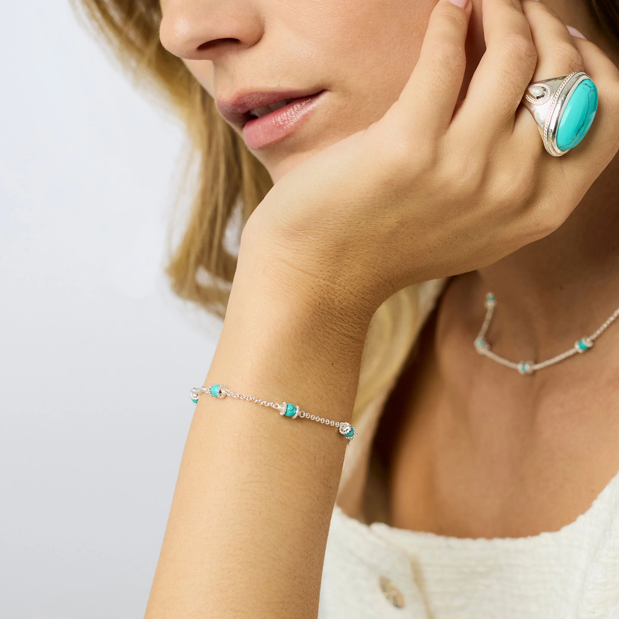 Hydra Delicate Bracelet - Image 3