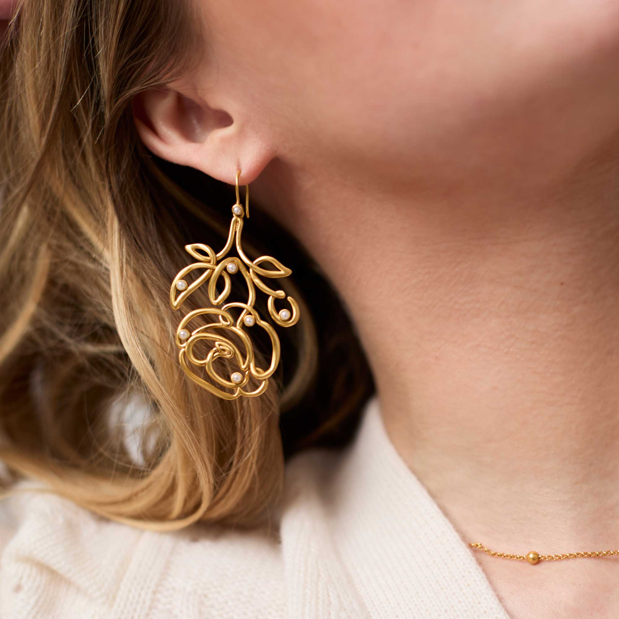 Rose Calligraphy Earring - Image 6