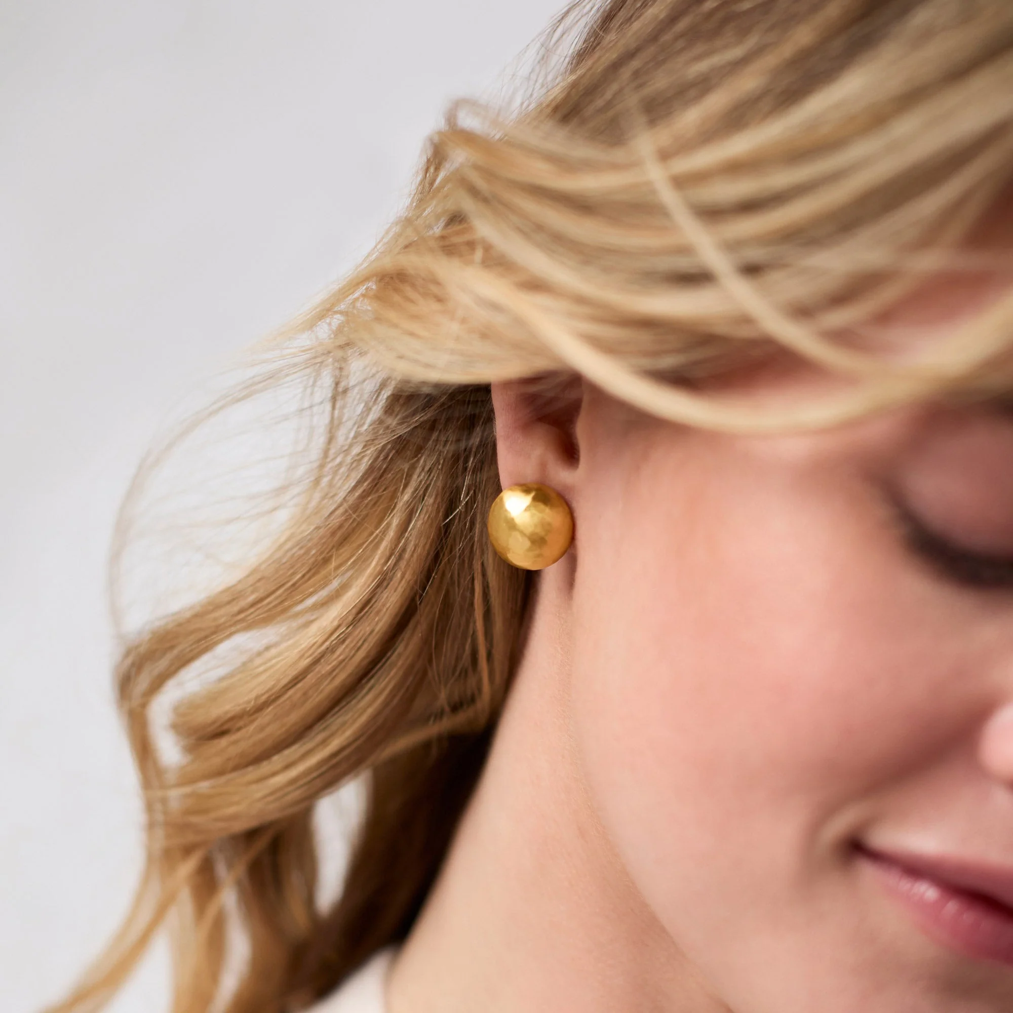 Solara Stud - Image 2